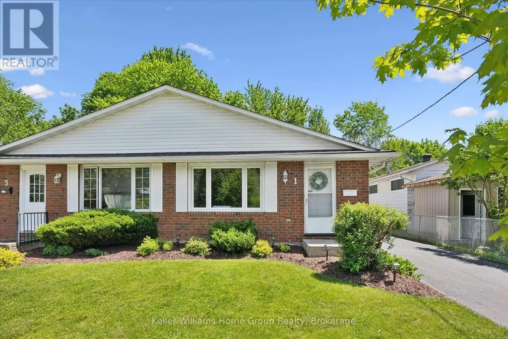 1 Islington Avenue, Guelph (Victoria North)